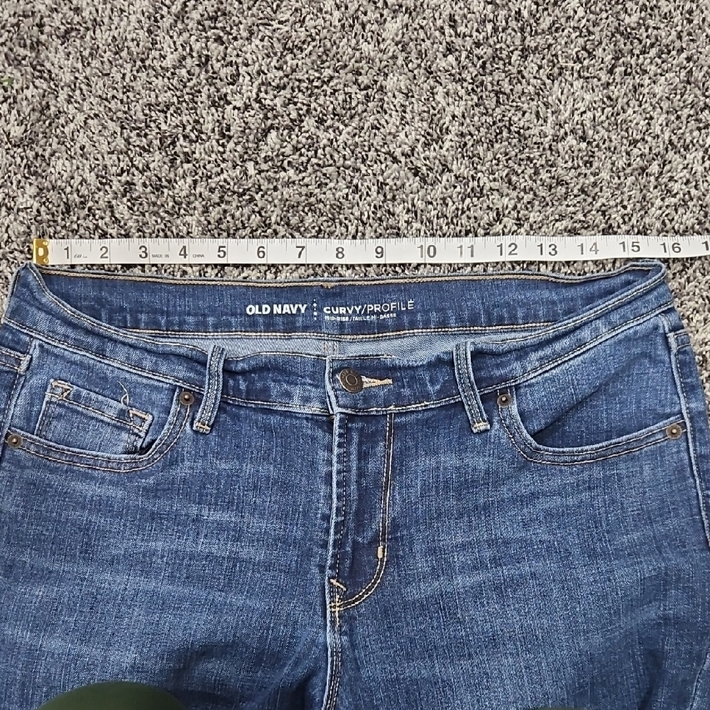 Old Navy Women's Curvy, Skinny Jeans, Size 10 - Picture 5 of 9